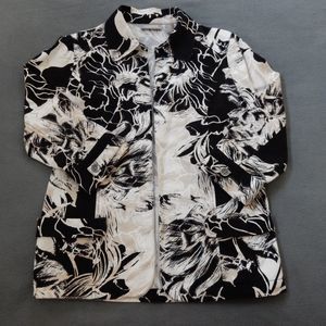 Chicos Womens Shirt Size 0 Black White Floral Abstract Artsy Cardigan Jacket Top